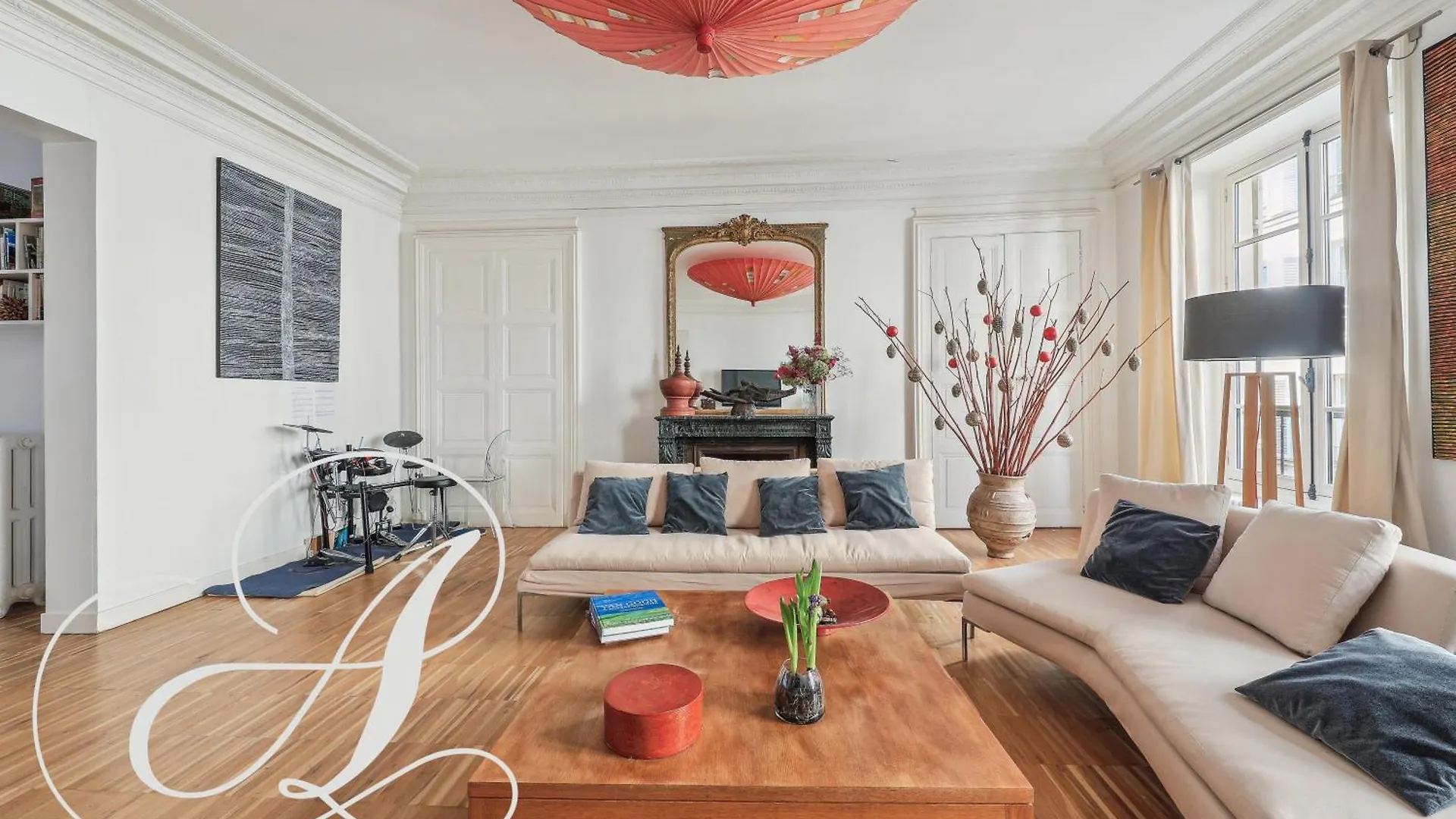 Philosophy, Luxury Apartment For 6 In Madeleine Parijs Frankrijk