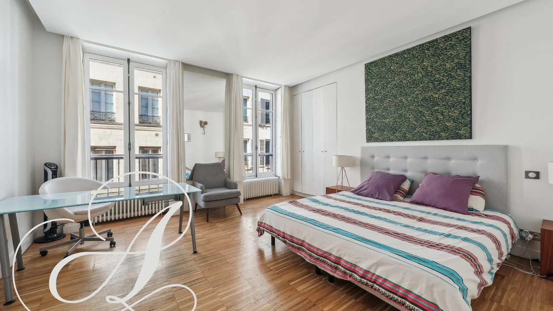 Philosophy, Luxury Apartment For 6 In Madeleine Parijs